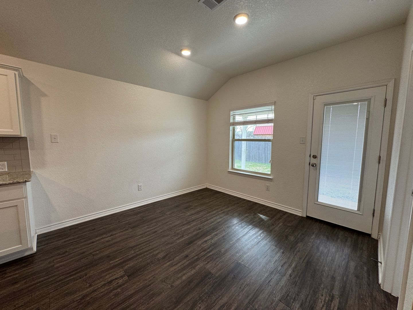 Building Photo - 1417 E Jasper Dr
