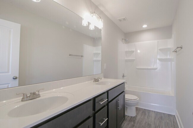 Building Photo - 1000-103 Henry Place Blvd