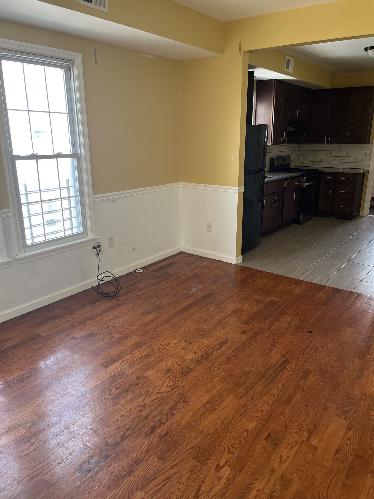 2nd Floor - 69 N 13th St