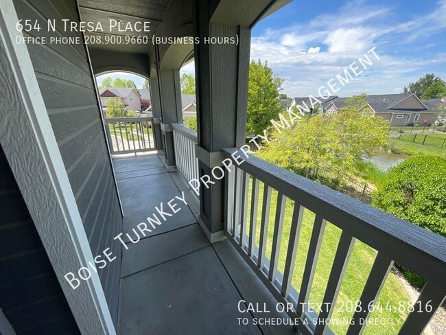 Building Photo - 654 N Tresa Pl