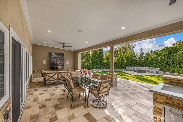 Building Photo - 1320 N Van Gogh Cir