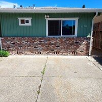 Building Photo - 17913 San Carlos Dr