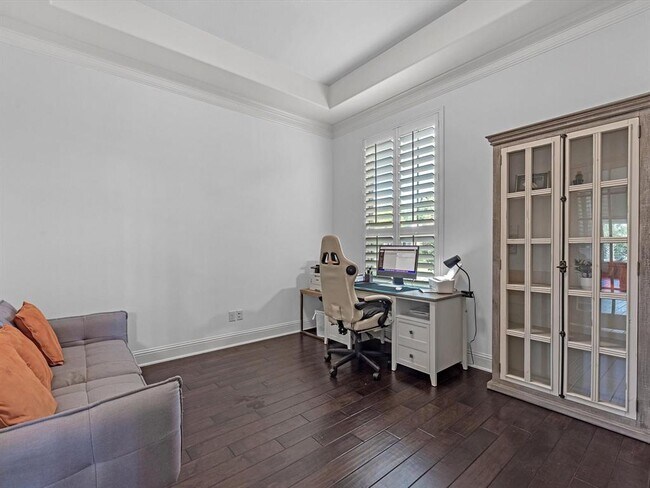 Building Photo - 19003 Cove Manor Dr