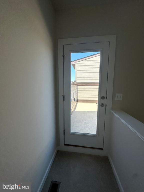 Building Photo - 43799 Middleway Ter