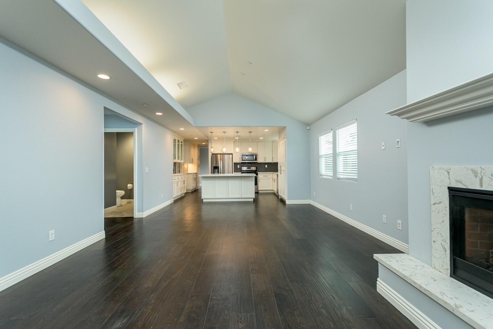 Building Photo - 736 N Wilton Pl