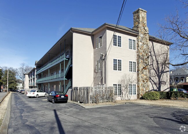 Building Photo - Hamilton Fairfax