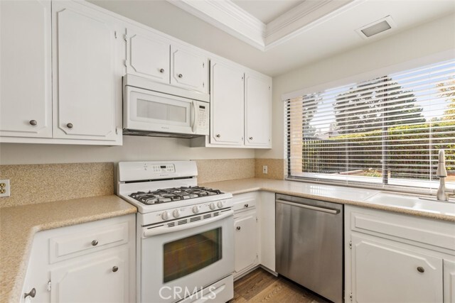 Building Photo - 25572 Spinnaker Dr