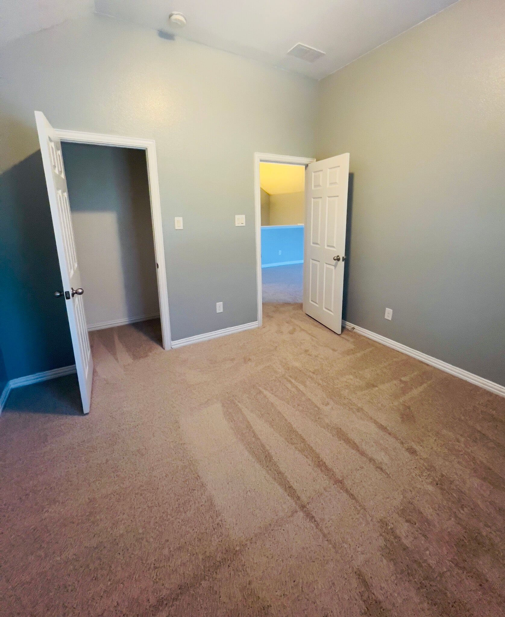 Building Photo - 1020 Chickasaw Dr