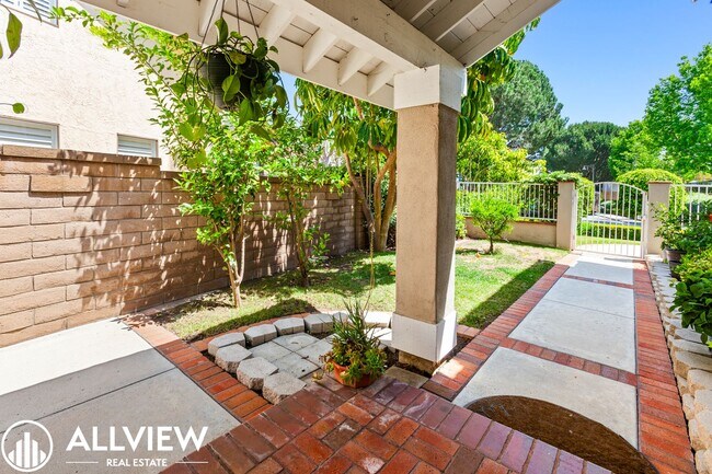 Building Photo - Beautifully Upgraded Home in Prime Mission Viejo Location