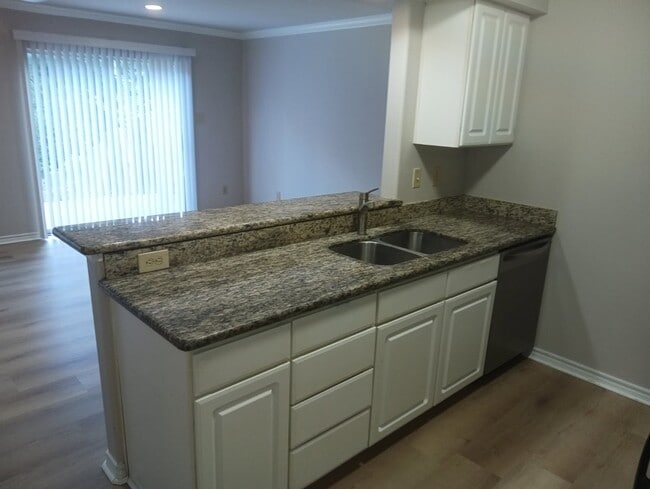 Building Photo - 3203 Everwood Trail