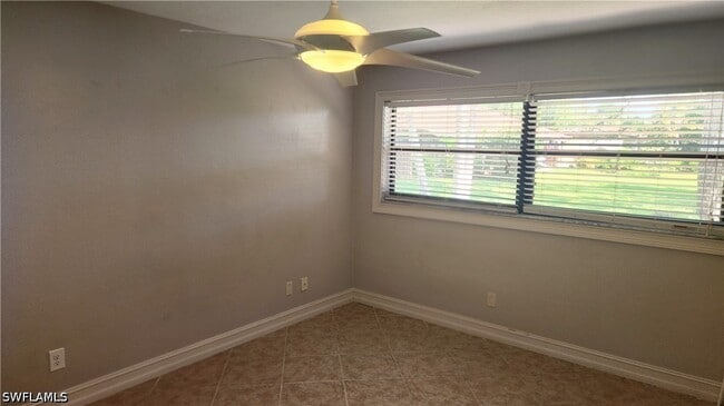 Building Photo - 2074 Pine Isle Ln