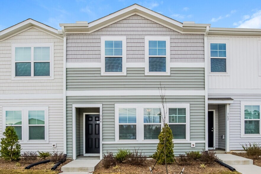 Primary Photo - 364 Stone Arbor Wy