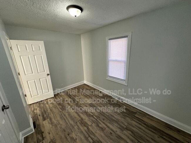 Building Photo - 2010 Bunker Ave