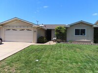 Building Photo - Awesome San Jose Home Near Top Schools, Pa...
