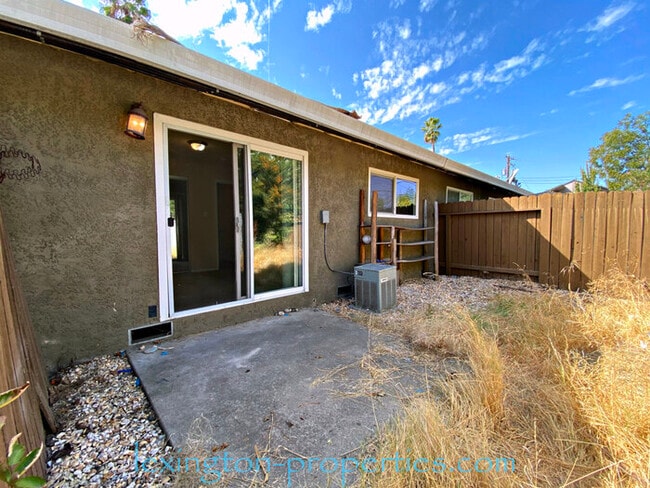 Building Photo - 5023 Bremner Way