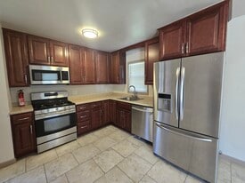 Building Photo - 4267 Stanton Ave