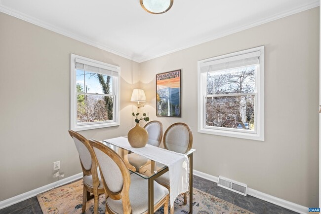 Building Photo - 1407 Vine St