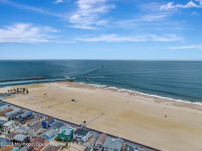 Building Photo - 120 Randall Ave