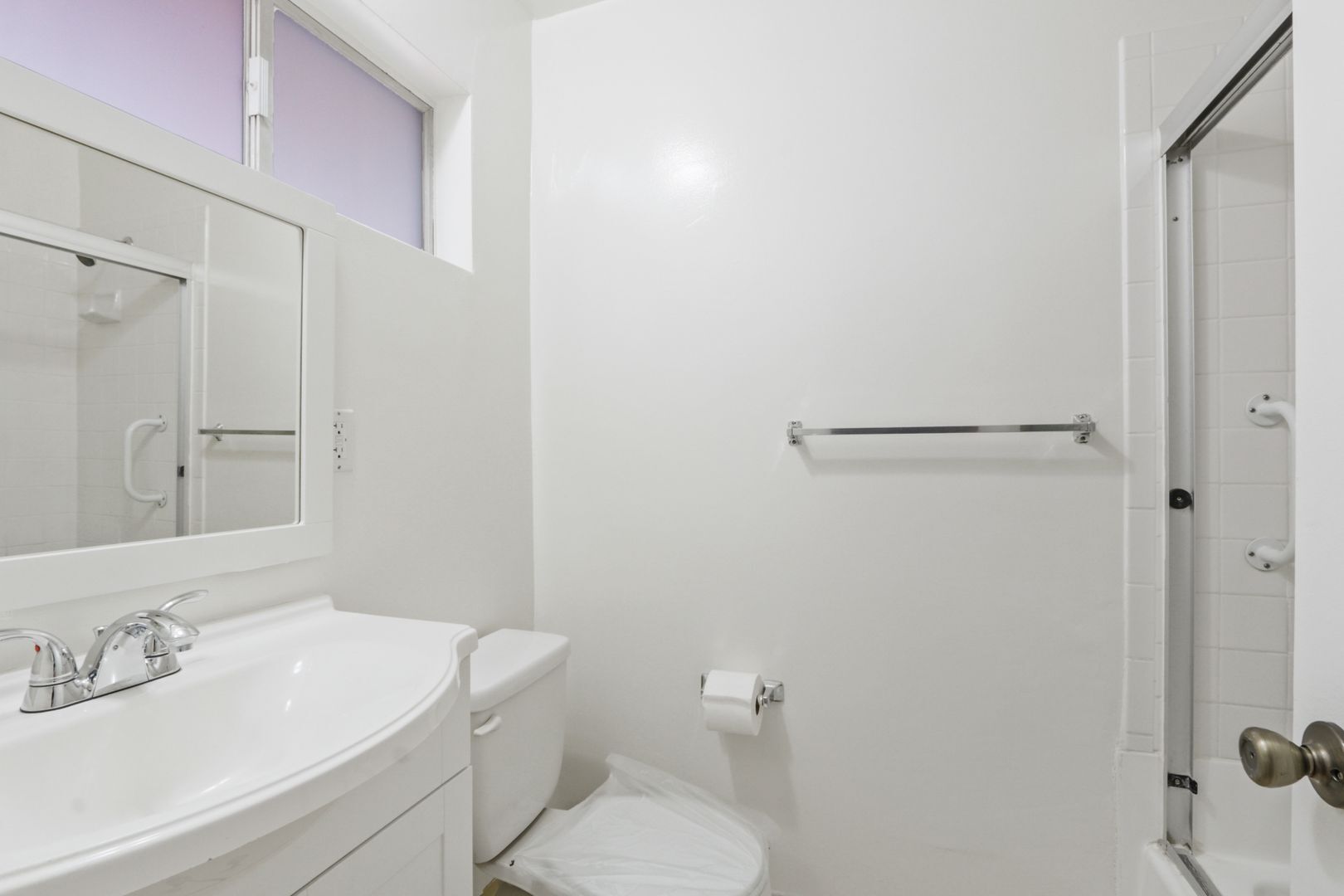 Building Photo - 12246 Montana Ave