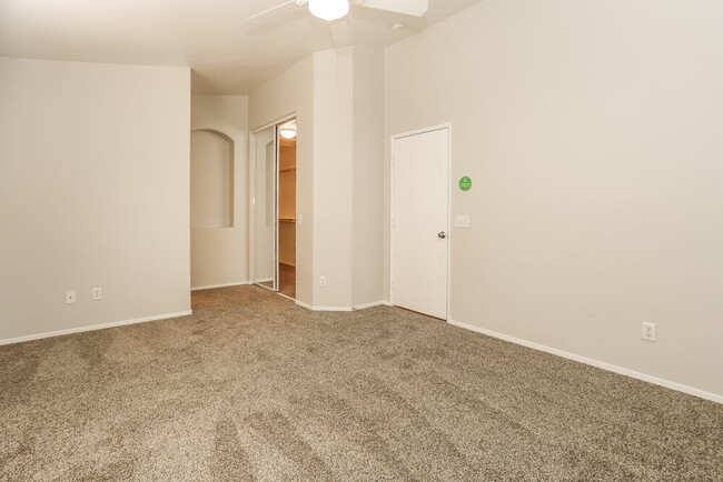 Building Photo - 4738 Zia Ridge St
