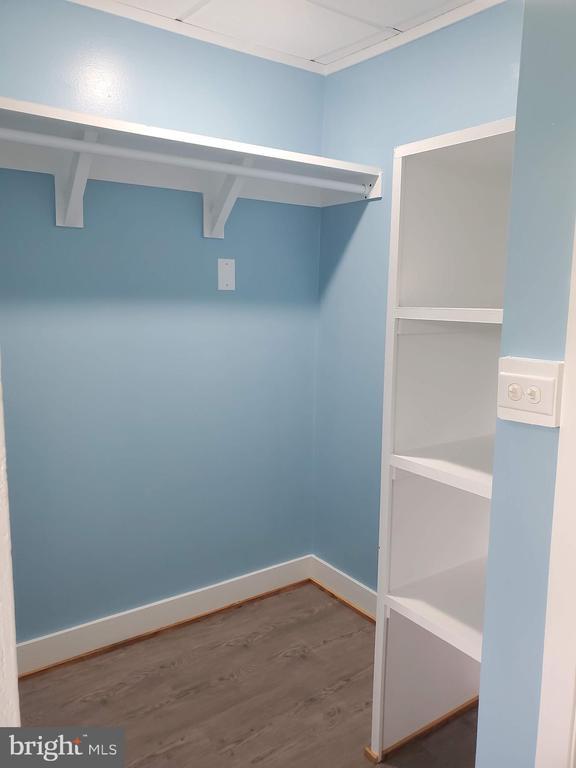 Building Photo - 448 Ridgeview Rd