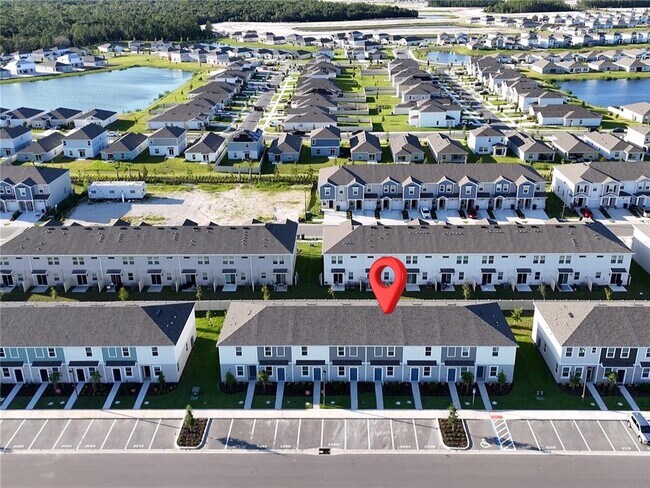 Building Photo - 3094 Skyline Lp
