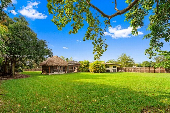 Building Photo - 9890 SW 138th St