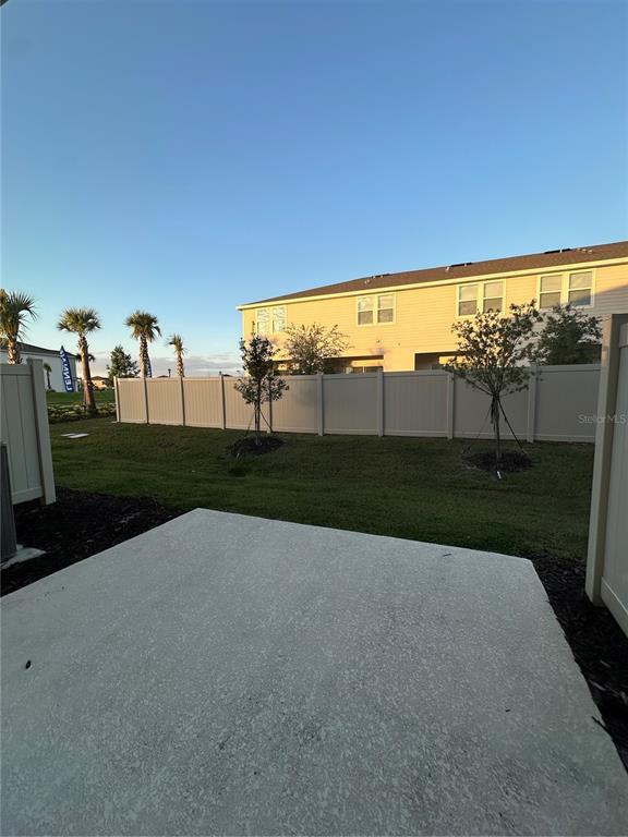 Building Photo - 2207 Portrait St