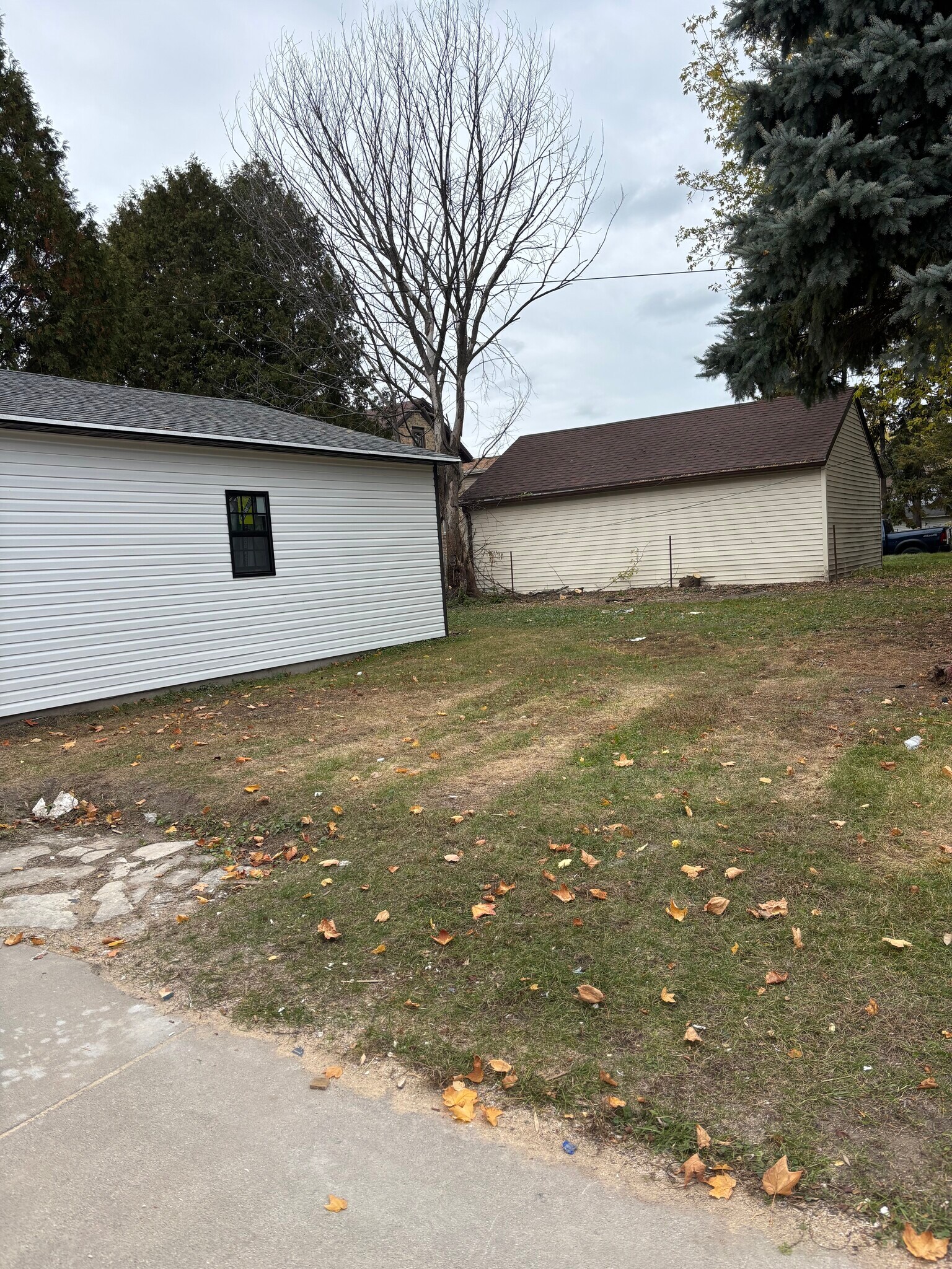 Building Photo - 1216 Hamilton St