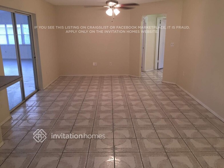 Building Photo - 2401 Bel Air Cir