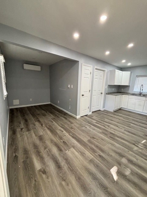 Building Photo - 9 E North St