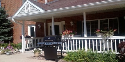Building Photo - Elburn Meadows