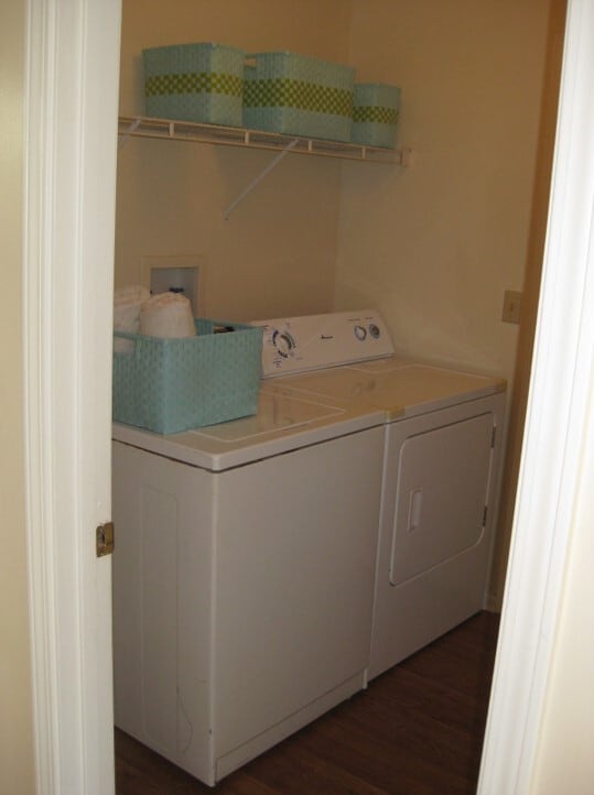 Building Photo - Applewood Townhomes - 13