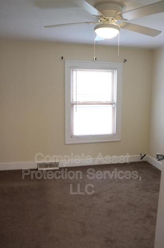 Building Photo - 718 Turner St