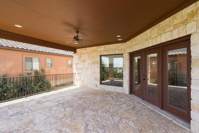Building Photo - 104 Cedar Glen Cove