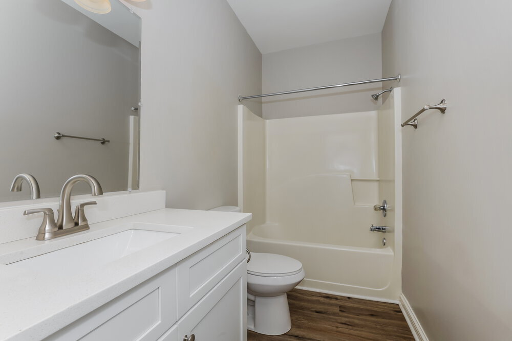 Building Photo - 2414 Amber Glen Dr