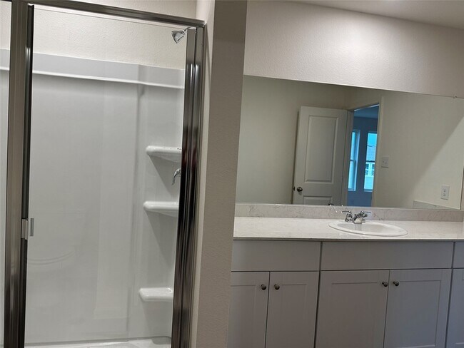 Building Photo - 129 Three Chimneys Ln