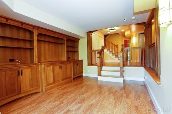 Building Photo - 33 Rambling Brook Rd