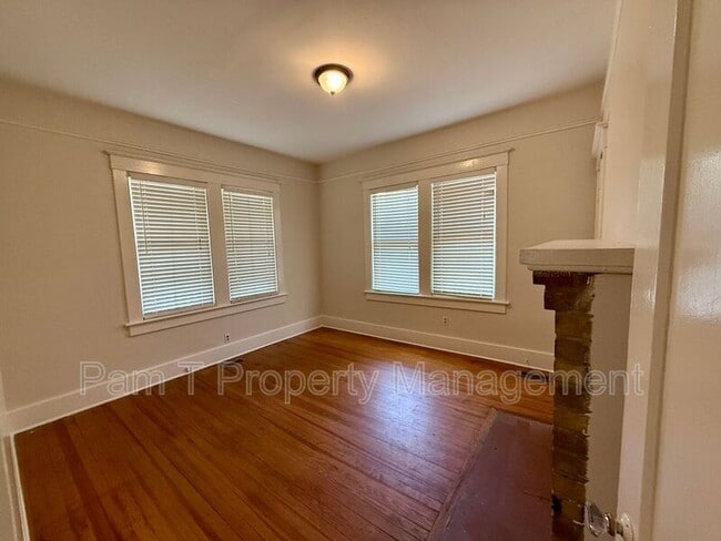 Building Photo - 101 Forrest Ave