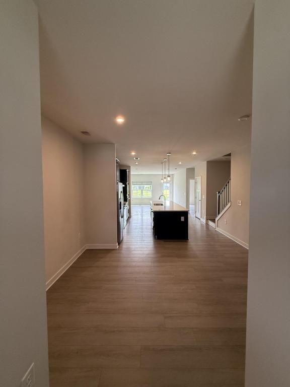 Building Photo - 331 Golan Cir