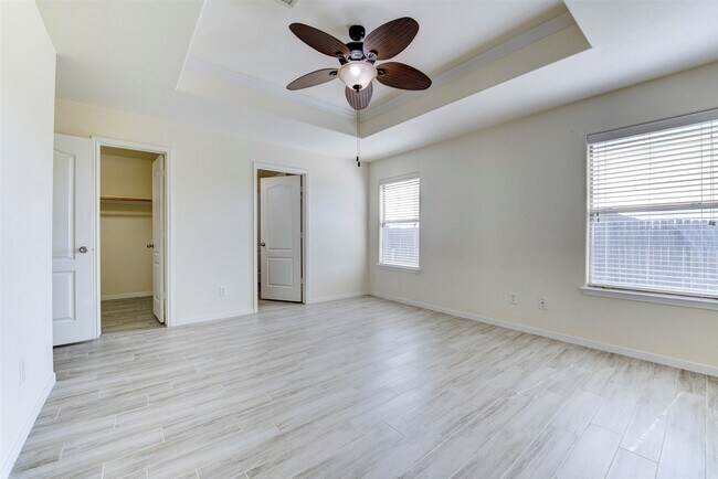 Building Photo - 7906 Yaupon View Dr