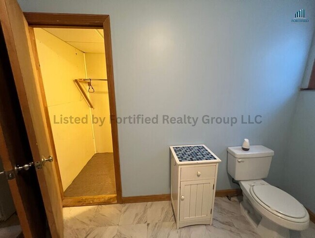 Building Photo - 254 Robeson St