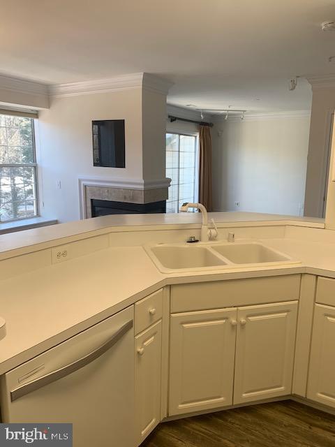 Building Photo - 4120 Vanderbilt Ct