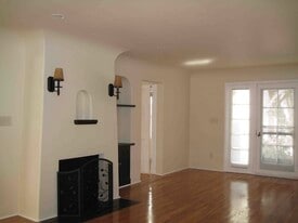 Building Photo - 1524 E Orange Grove Blvd