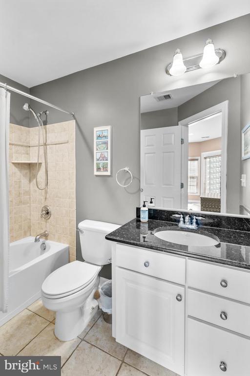 Building Photo - 5187 Brawner Pl