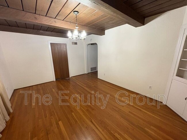 Building Photo - 1801 Riverside St