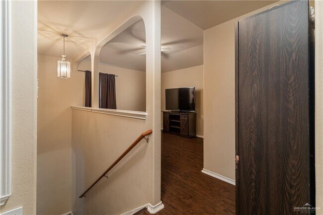 Building Photo - 3807 Alvarado St