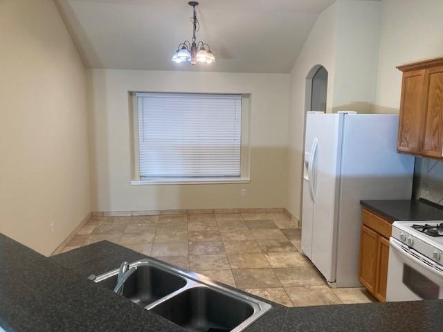 Building Photo - 632 Columbine Ave