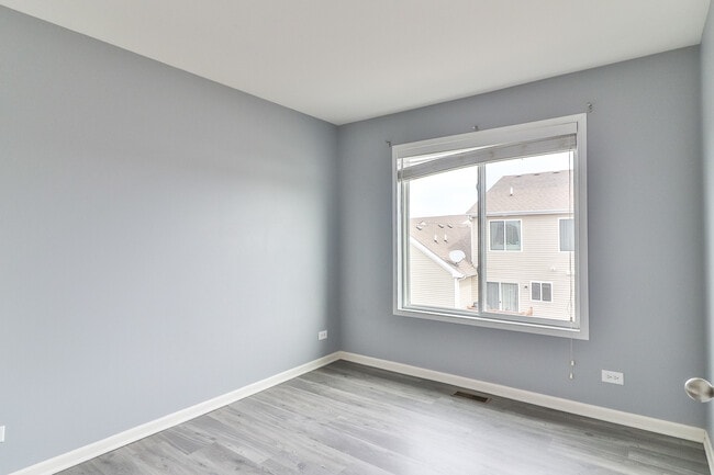 Building Photo - 1125 Alta Vista Dr