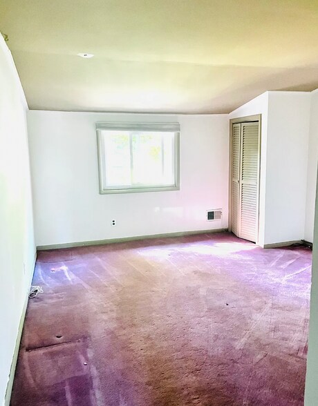 Building Photo - 60 Voorhis Pl